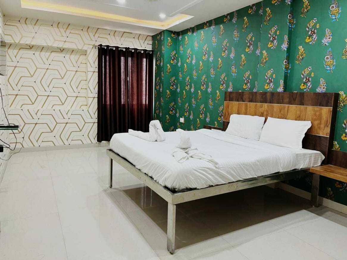 Oyo 88521 Hotel Swagstay Indore Exterior photo